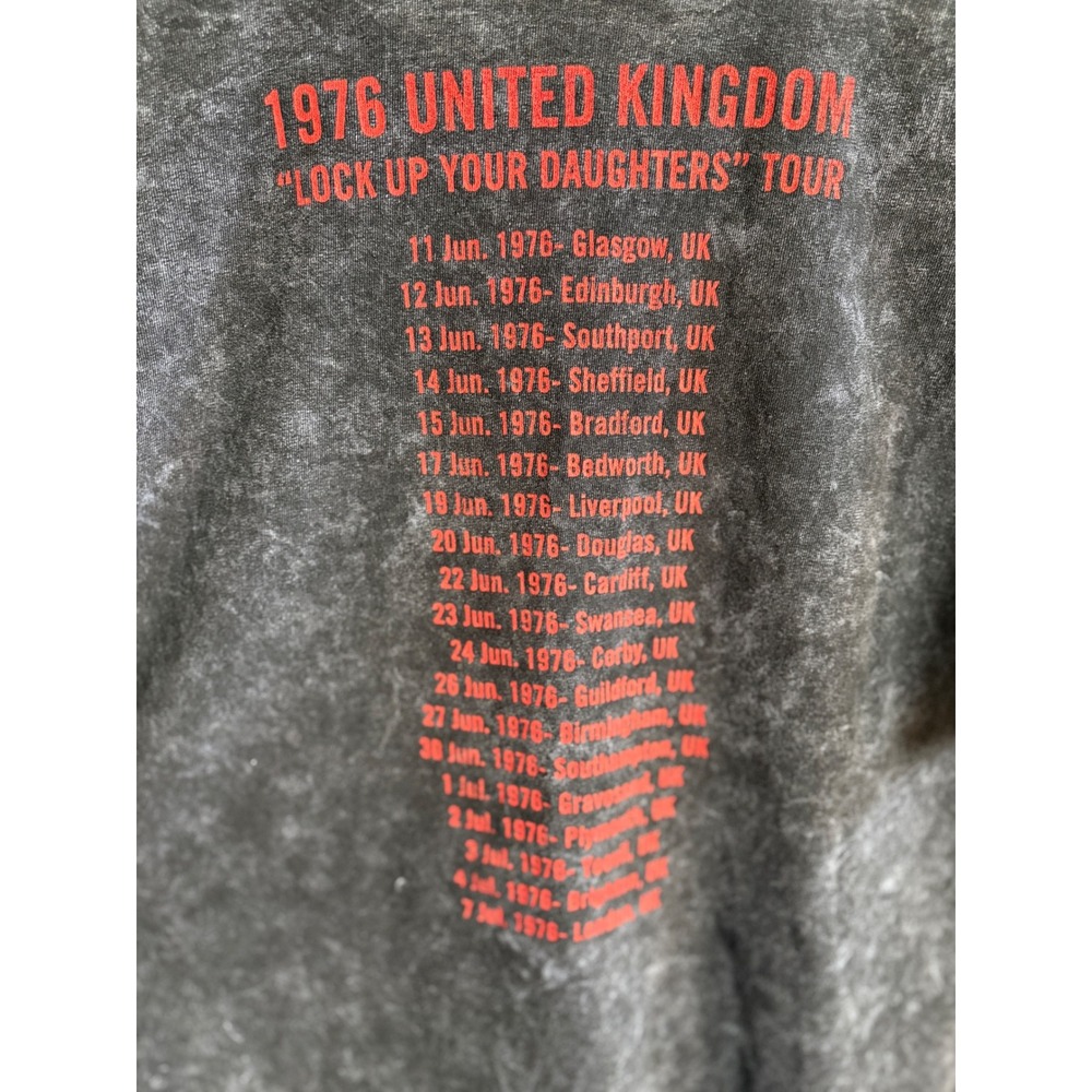 AC/DC High Voltage Rock N Roll 1976 UK Tour Acid Wash Black Graphic Tee Mens M - Picture 3 of 6